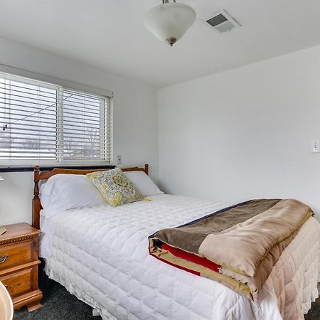 Dog-Friendly Denver Apartment With Shared Yard! 외부 사진