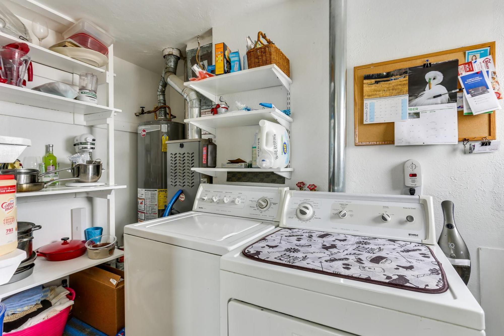 Dog-Friendly Denver Apartment With Shared Yard! 외부 사진