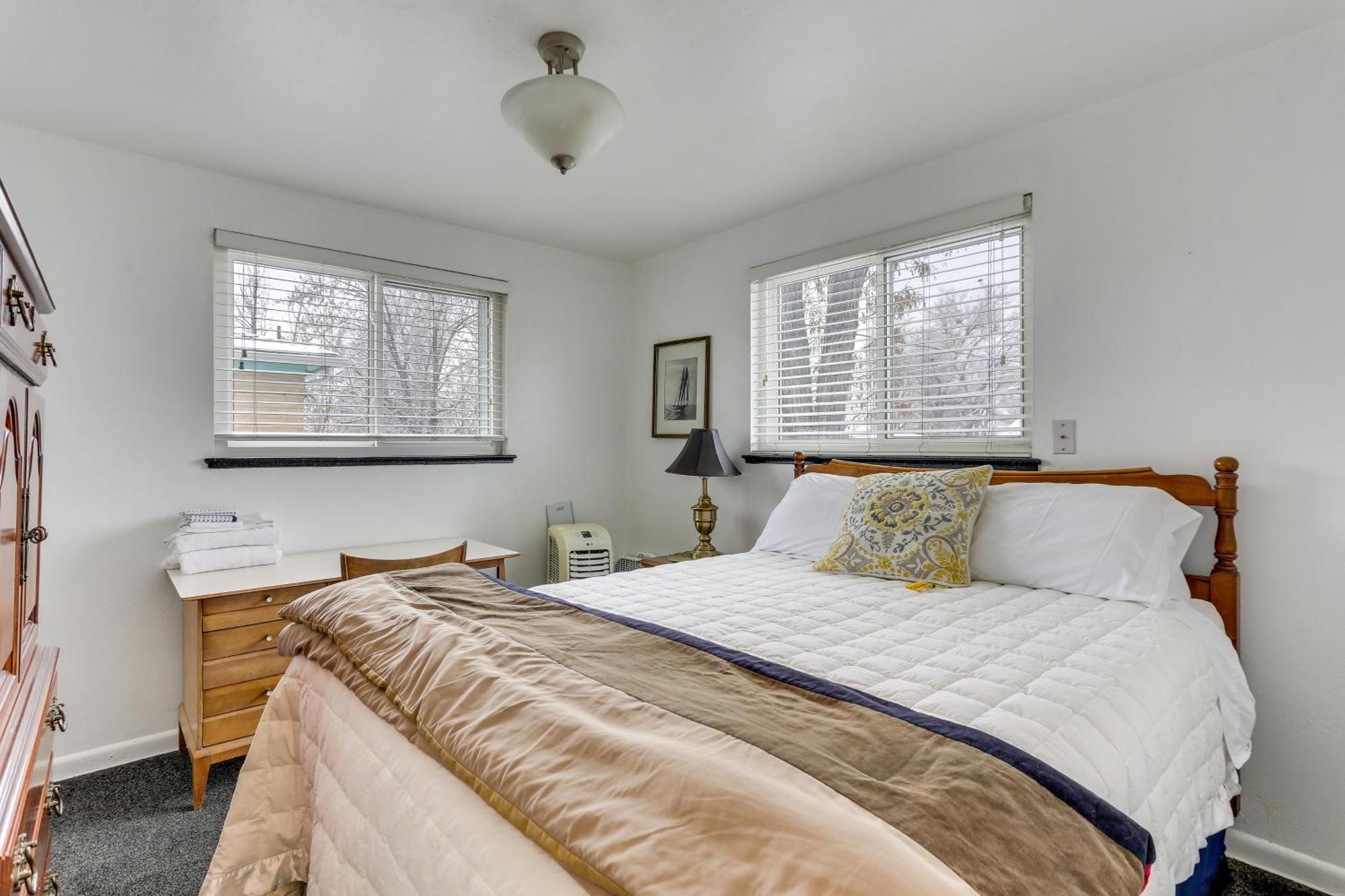 Dog-Friendly Denver Apartment With Shared Yard! 외부 사진